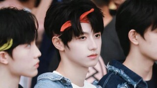 【朱志鑫】tf家族三代路演《LAW(Prod.Czaer)》＋《Hey Mama》