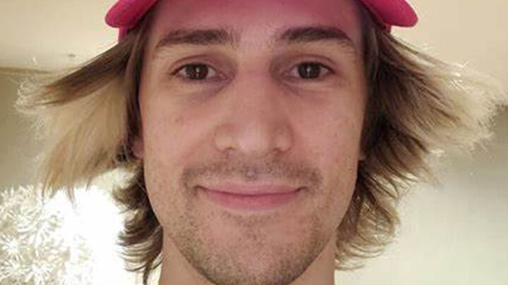 xqc โชว์พรสวรรค์ด้านภาษาอันน่าทึ่ง