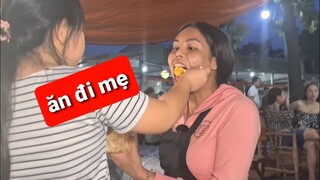 Vừa đi học về, Như Ý mua cá viên chiên cho DIVA Cát Thy ăn | Bánh tráng trộn Cát Thy