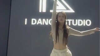 我会向神祈祷，化初雪而来“stay with me ”