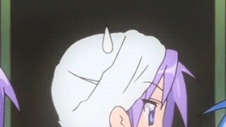 This square and the small mirror are cute babies