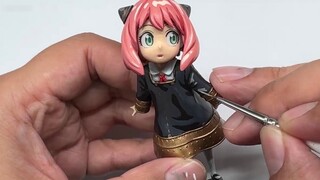 Paint it on little Anya!
