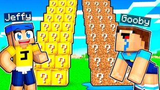 NOOB vs PRO Staircase Race In Minecraft!