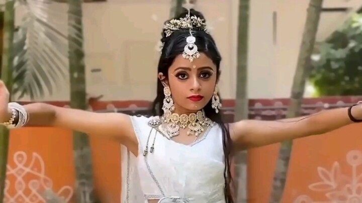 [Indian Dance] She’s Absolutely a Divine Goddess! — 12-Year-Old Prodigy Bhumika Tiwari (Self-Transla