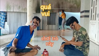 Ka vlog sẽ ra sao khi chơi trò này với Tư vui quá vui