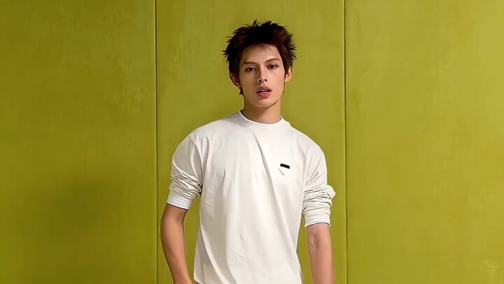 หลังจากโคดี้ออกจากบริษัทไปแล้ว ถึงได้รู้ว่าข้างนอกไม่ได้ฝนตกเลย