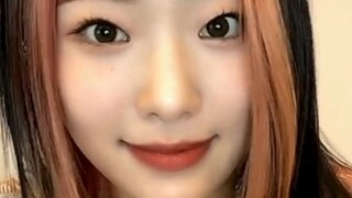 عند سؤالها عن المسرح الذي ترغب في إعادة أدائه مؤخرًا، كانت إجابتها مفاجئة جدًا... 【توقيع فيديو H1-KE