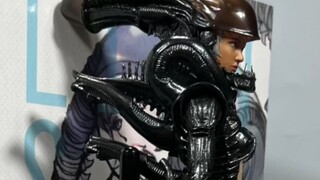 Hottoys Alien Girl is coming!