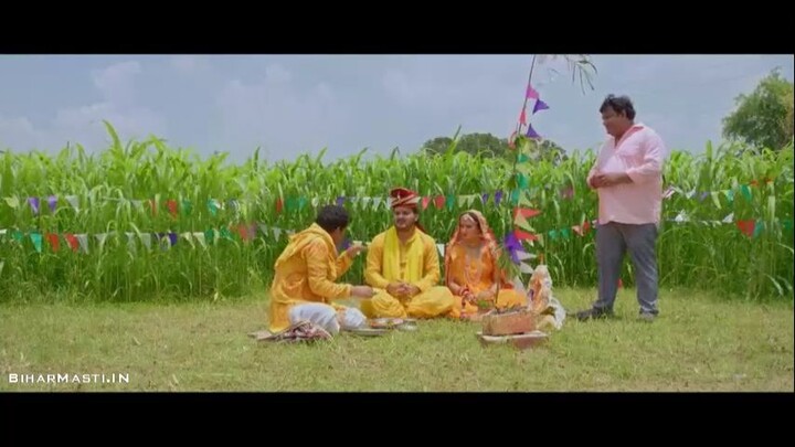 Moojhe Meri Bivi Se..