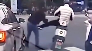 تلفزيون الإله، هل أتجنب قوته؟ 4