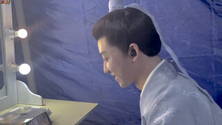 【Vietsub cut】Thì ra là đang kết nối trực tiếp từ trường quay "Vũ Thiên Niên" đấy! Từ Minh Hạo, cậu x