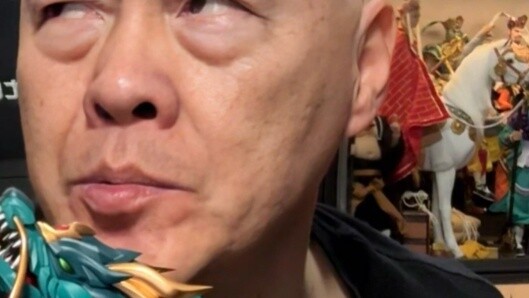 คุณเรียกสิ่งนี้ว่าของเล่นใช่ไหม?