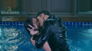 Main di kolam renang💦🔞