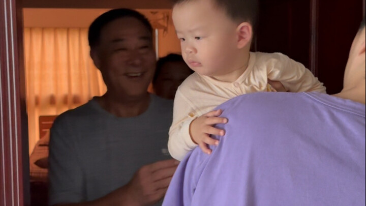 高能量公公婆婆的一天vlog！