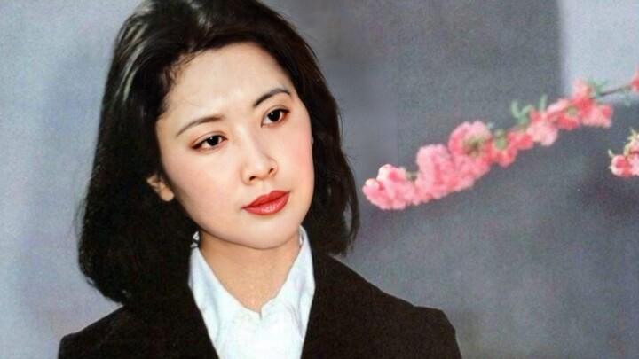 Con gái vua Zhu Lin video clip thời trẻ Đây là vẻ đẹp tự nhiên không cần trang điểm