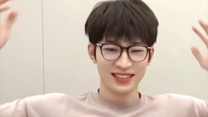 "Cute little cats like this will be eaten in one bite."