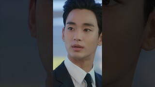 He looks cute when she gets jealous 🤭😂 #shorts #kdrama #itsokaytonotbeokay #seoyeji #kimsoohyun