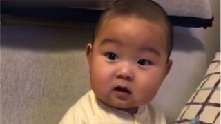 有的小孩子看起来很普通，然后他笑了......