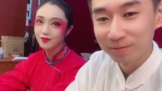 Đã đến lúc thể hiện vị thế của tôi trong giới kịch rồi, đàn ông thì phải ngang ngược mới đúng.