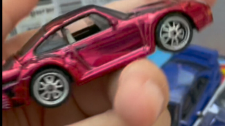 I collected a bunch of Hot Wheels cars and found an RLC among them???