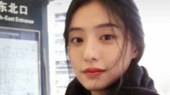 我想象中的温以凡是她这个样子