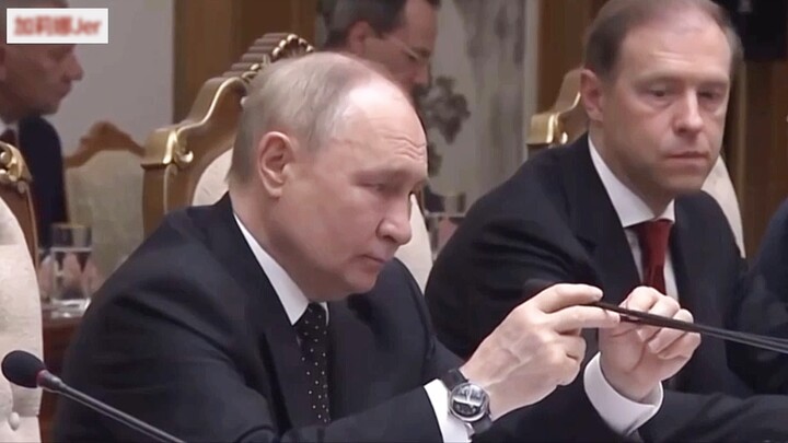 Pipipu của bạn lúc nào cũng trực tuyến và các ông chủ gần như không thể giúp được gì.