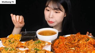ASMR MUKBANG hải sản om và cua (bạch tuộc, bào ngư, tôm) cơm chiên với ruột cua