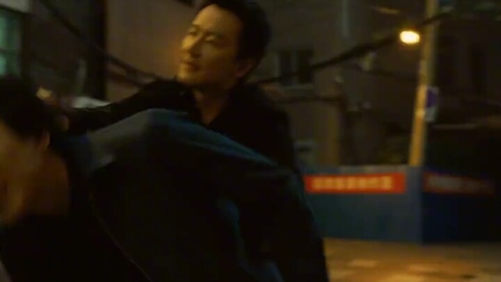 I'm tired of seeing Huang Xuan playing an honest man, playing a ruthless person is his true color#go