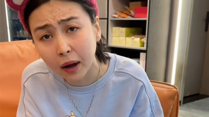 Looks like card games just aren’t her thing. Guys, what else could she actually get the hang of?