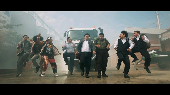 COMIC 8 REVOLUTION SANTET KABINET