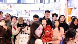 Watch something for adults! Park Ji-yeon's "Coming of Age Ceremony" roadshow live shot