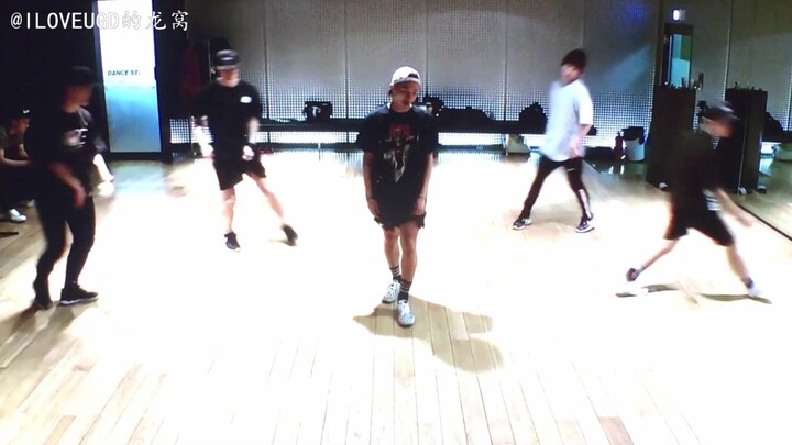 [Self-recorded] BIGBANG - "Let's Not Fall in Love" dance practice room, color version (GD solo) and 