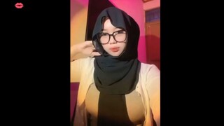 kacamatanya gede 😋