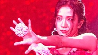 JISOO's second Flower performance in Tokyo