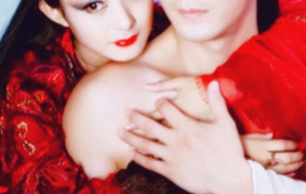 Come in and wash your eyes! This is the forbidden love that the audience is obsessed with! ! The mov