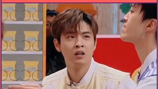 Our sister Zi is destined to be alone. She is a straight woman. No one can help her. Hello Saturday,