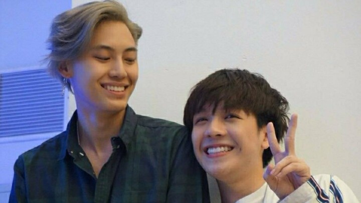 【bounearth】Hahahaha, tôi chưa từng thấy con tàu ma này trước đây, một nhóm fan cuồng bạo lực cười đù