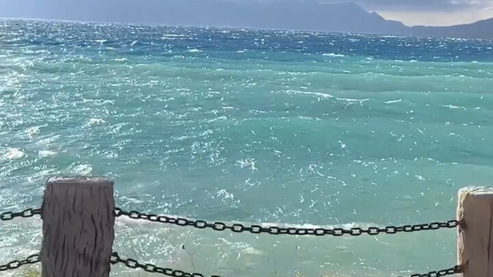 Sayram Lake! Perhaps this is the last tear of the Atlantic Ocean～