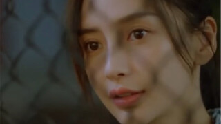 Em hãy từ bỏ đi! Anh là người đàn ông mà em không thể có được.