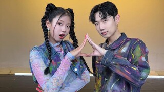 不需要公司也能出道？只有三个舞台也依旧要剪的 元气运镜兄妹出道曲【HIGHFIVE】换装视频