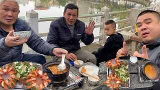 Lẩu Tôm Biên Hoà Nấu Kiểu LB….