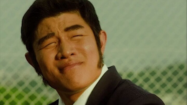 The level of silence every Chinese person falls into as soon as they walk through the door _Foreigne