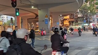 2025最离谱的出行方式