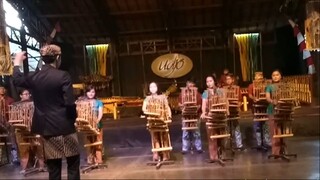 Pertunjukan keren di Bandung