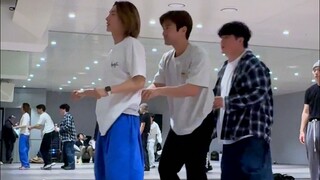 【SUPER JUNIOR】[THE SHOW : Th3ee Guys] 🚨SPOILER ALERT🚨