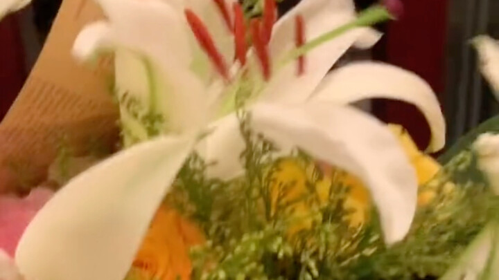 วิดีโอบล็อกชีวิตประจำวันตลอด 16 ปีของสองคุณลุงยุค 80 (ช่วงสองปีนี้พี่จางให้ดอกไม้อะไรบ้าง?)