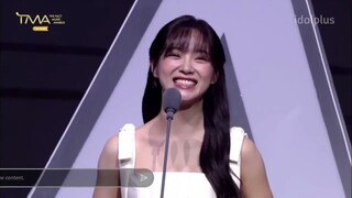 Kim Sejeong and Choi Daniel as Award Presenter at the ‘2022 The Fact Music Awards’