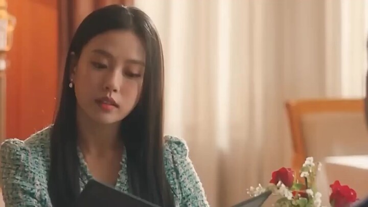 She went on a blind date for her best friend but met her Crush_ so he fell in lo