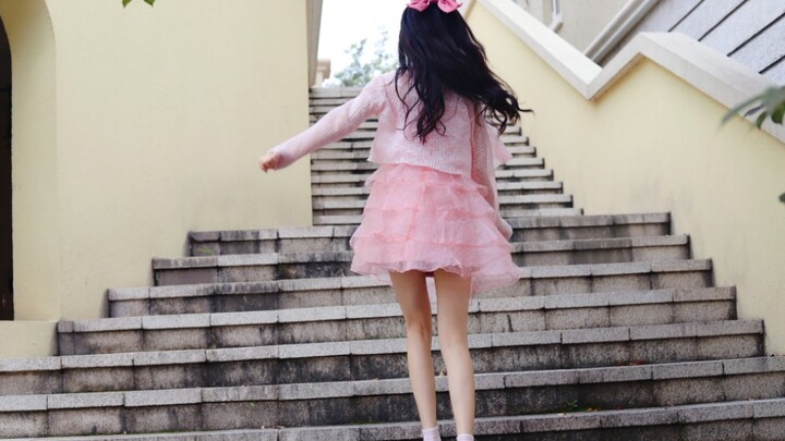 "That's the person I miss day and night and love deeply"❤️【First Love Dance】