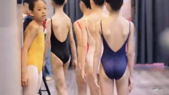 روتين طلاب الرقص 155